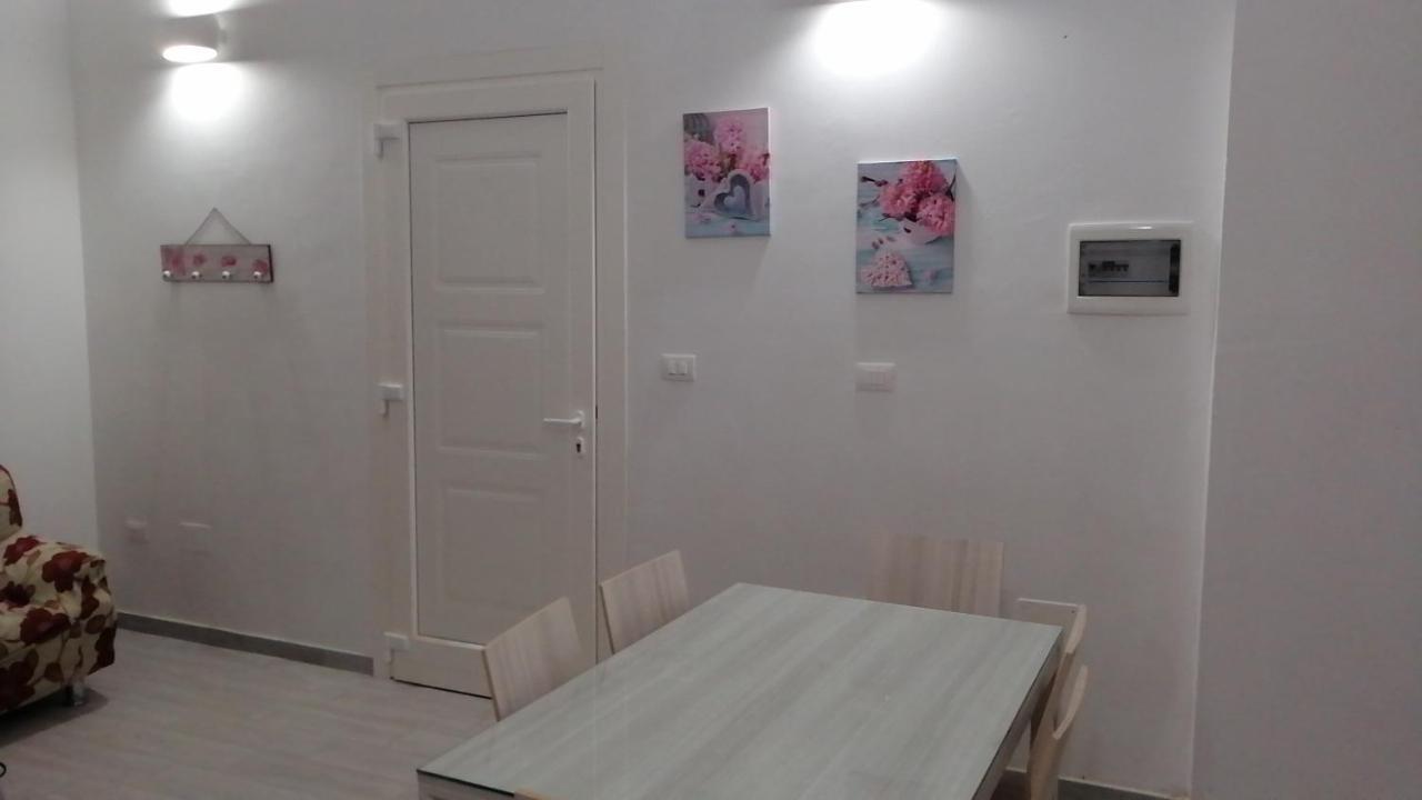 塔维亚诺La Casa Di Chiara公寓 外观 照片